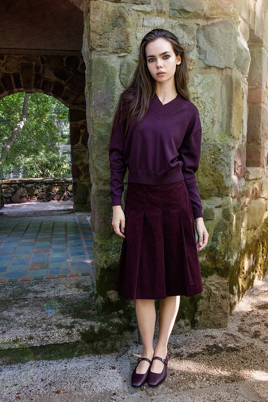 WINE SUEDE CORD PLEATED SKIRT