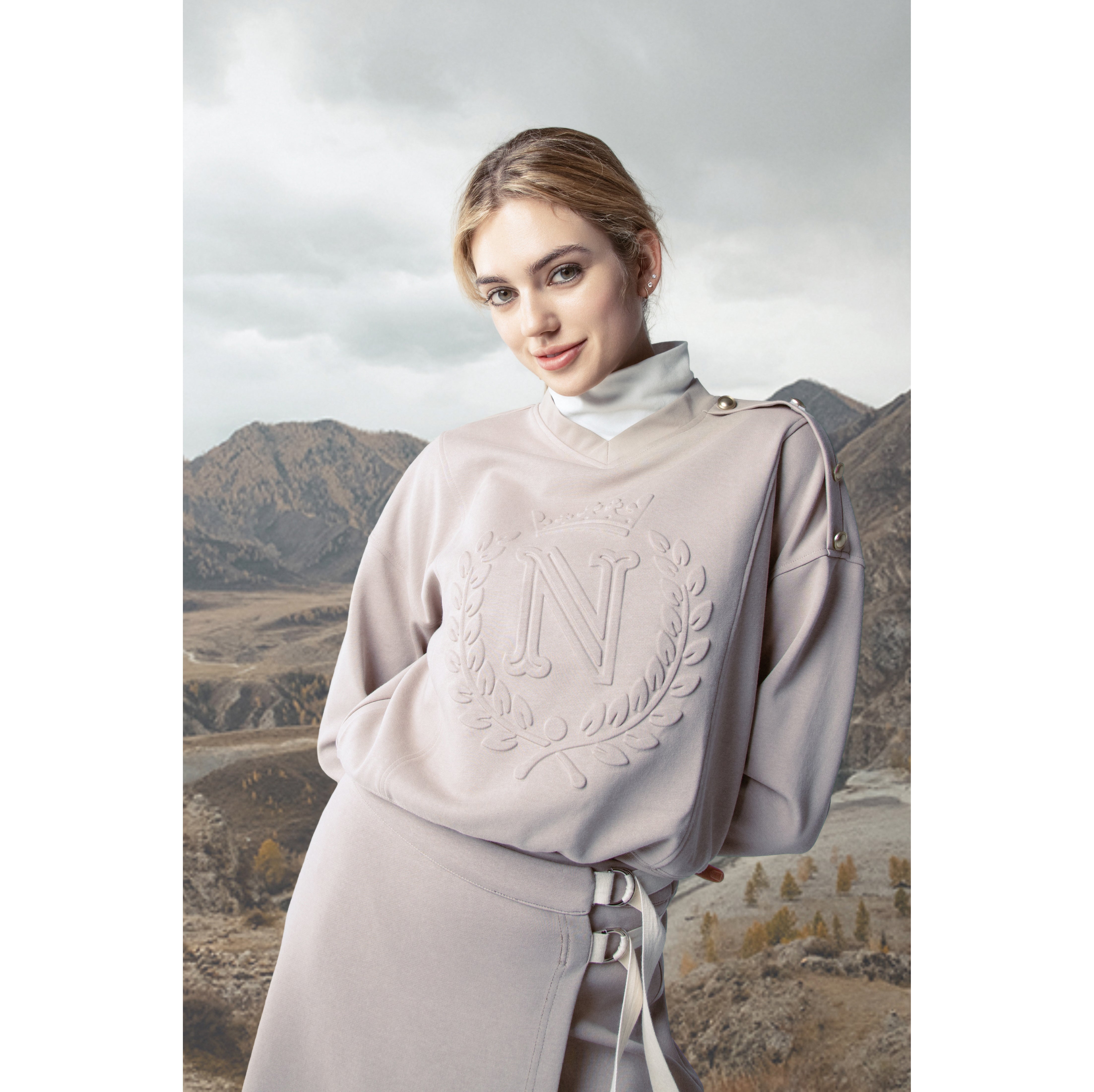 TAUPE MIRA SWEATSHIRT