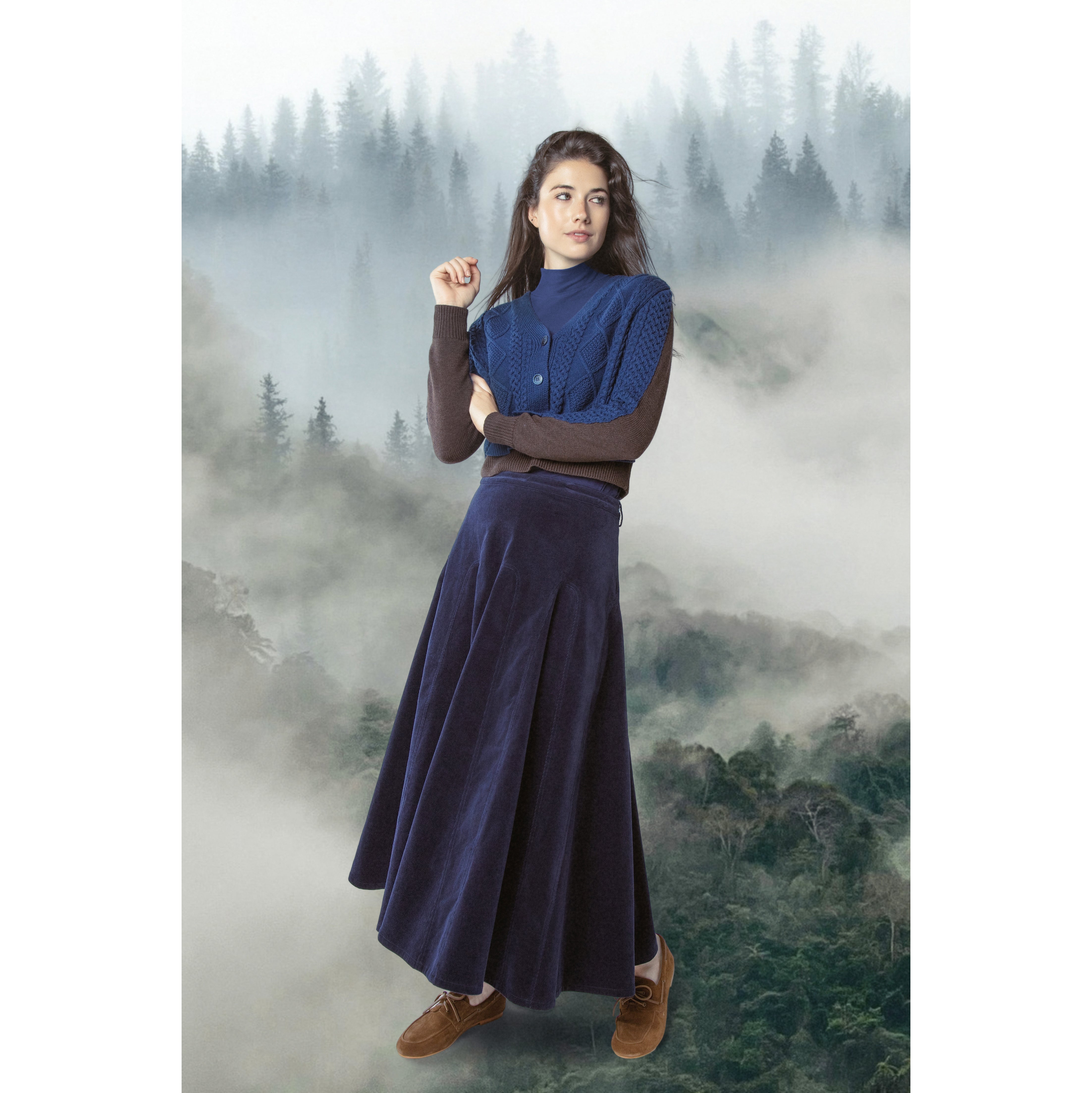 NAVY LUMEN SKIRT