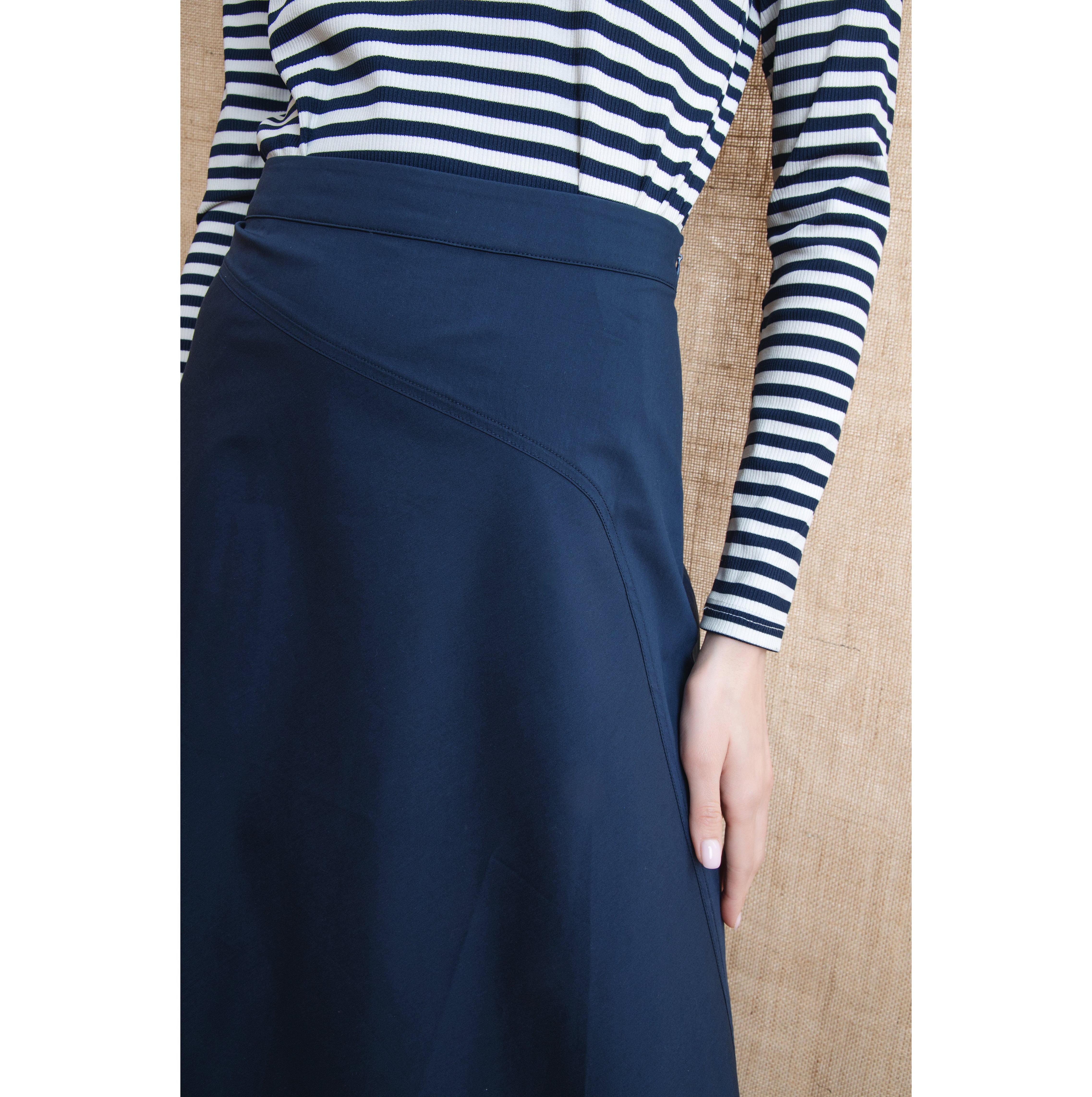 NAVY CASPIAN SKIRT