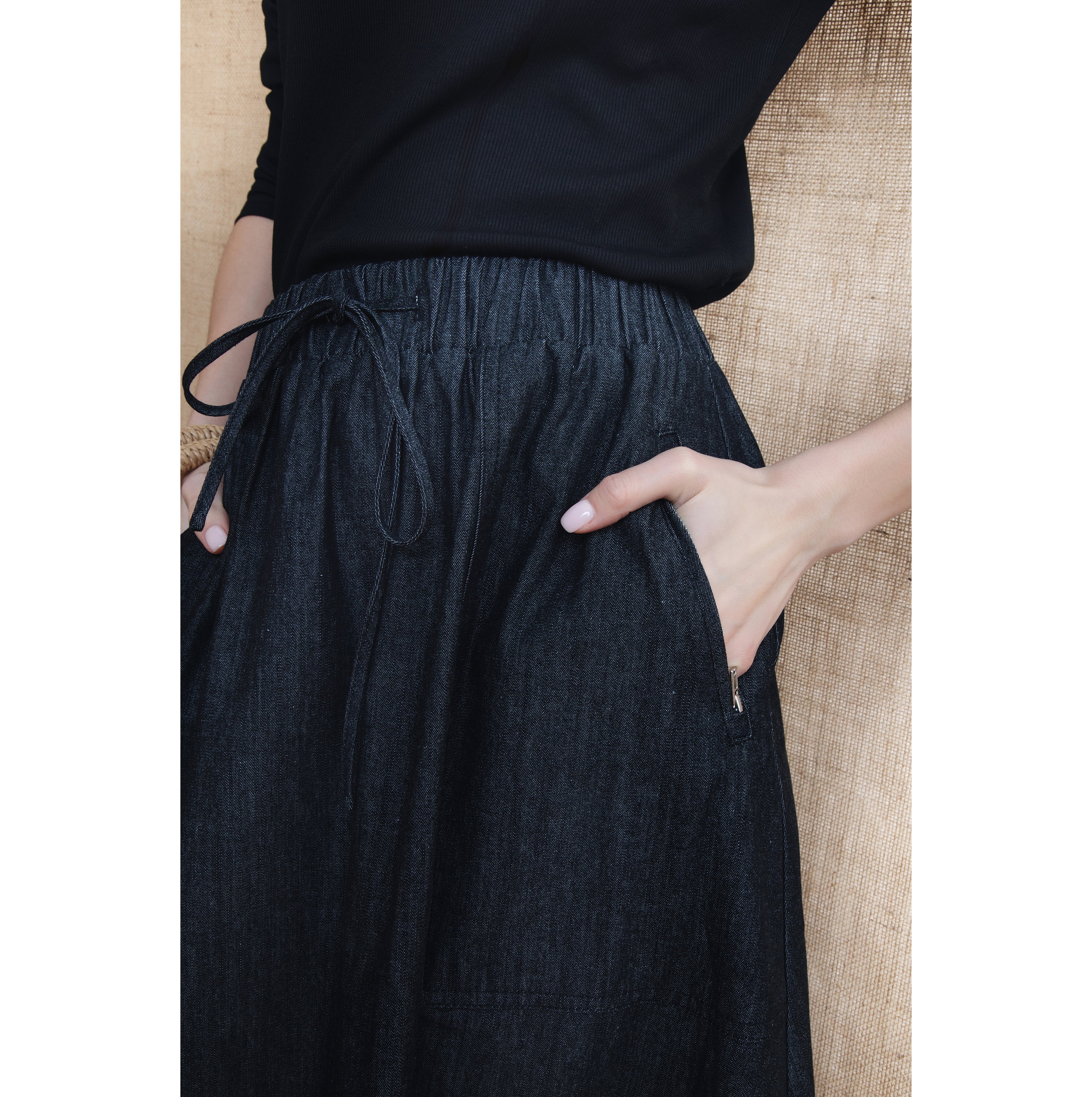 BLACK DENIM FUSION SKIRT